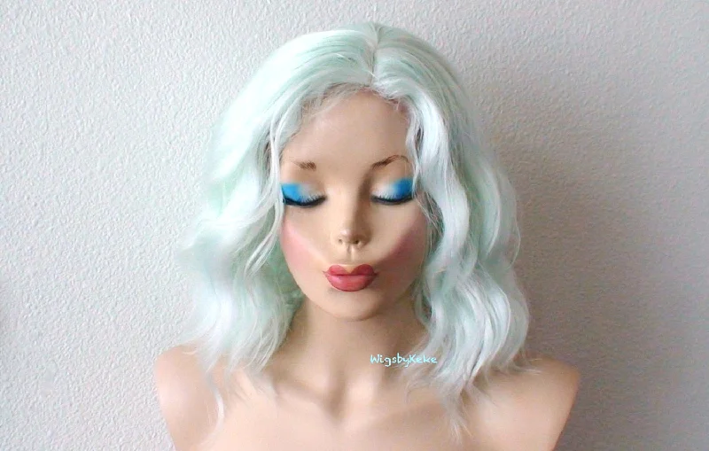 Human - hair colored wig for a natural and luxurious feel16" Pastel Mint Short Wavy Hairstyle Wig