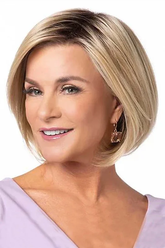 Synthetic bob wig with a natural - looking textureToni Brattin Wigs - Finishing Touch Wig Plus HF (#349)