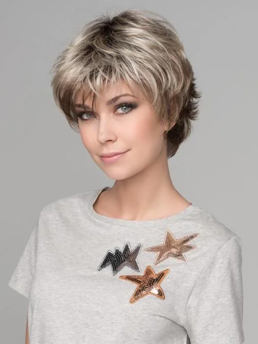 Petite short wig designed for a more delicate frameClub 10 Wig by Ellen Wille | Synthetic Hair | Petite/Average Cap