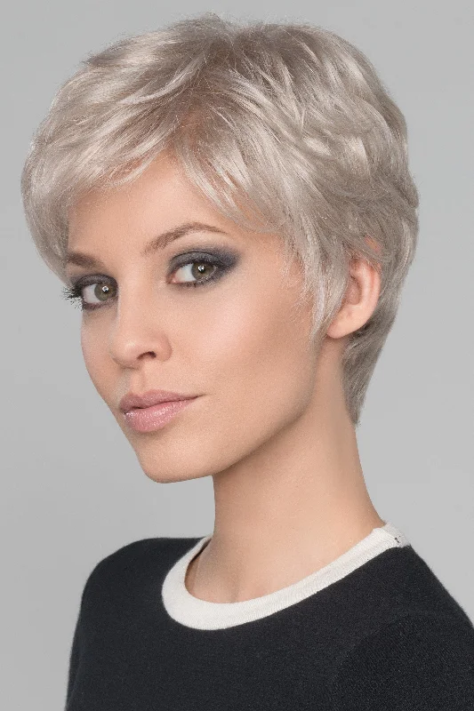 Short wig with a pre - plucked hairline for a more natural lookEllen Wille Wigs - Light Mono