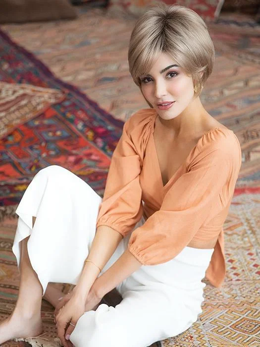 Platinum - blonde short wig for a trendy and eye - catching styleJune | Synthetic Wig by René of Paris