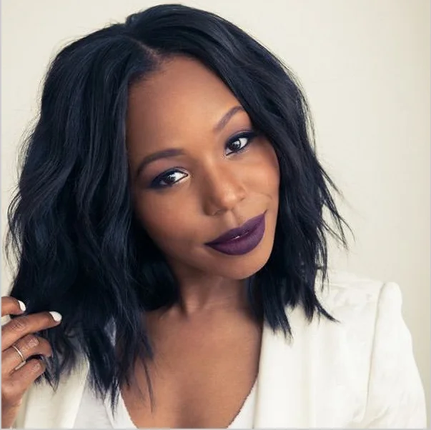 Wavy wig with a side - part for a more flattering lookNatural 100% real black wave wig