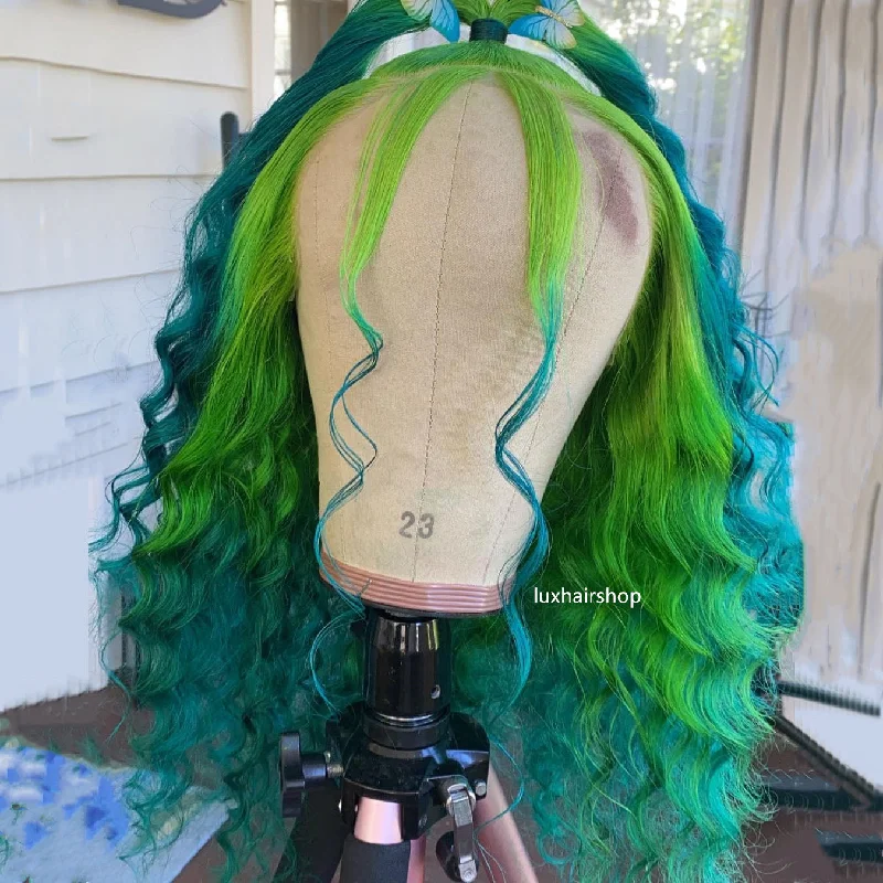 Wavy wig with a wavy bang for a trendy and modern stylePeruvian Hair Gradient Green Color Deep Wavy Lace Front Wig